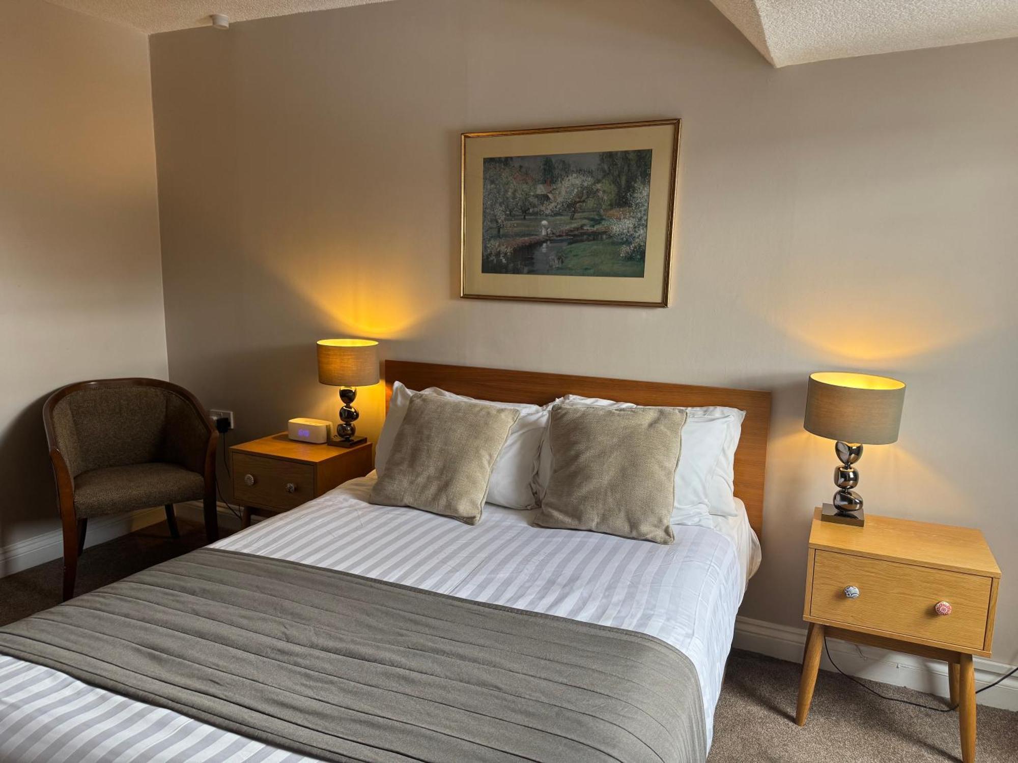 Oaklands Hotel ソープ・セント・アンドリュー エクステリア 写真